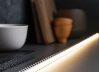 Разводка горячего и холодного водоснабжения