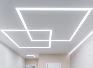 Световые линии на натяжном потолке